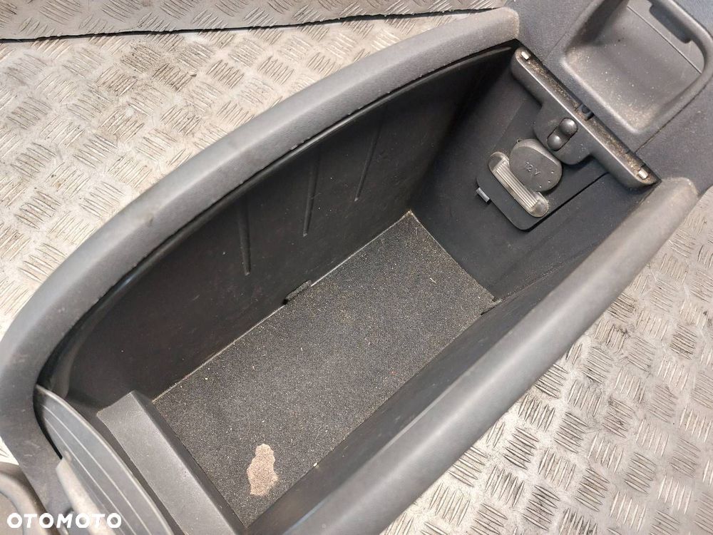 TUNEL ŚRODKOWY PODŁOKIETNIK RENAULT SCENIC II - 4