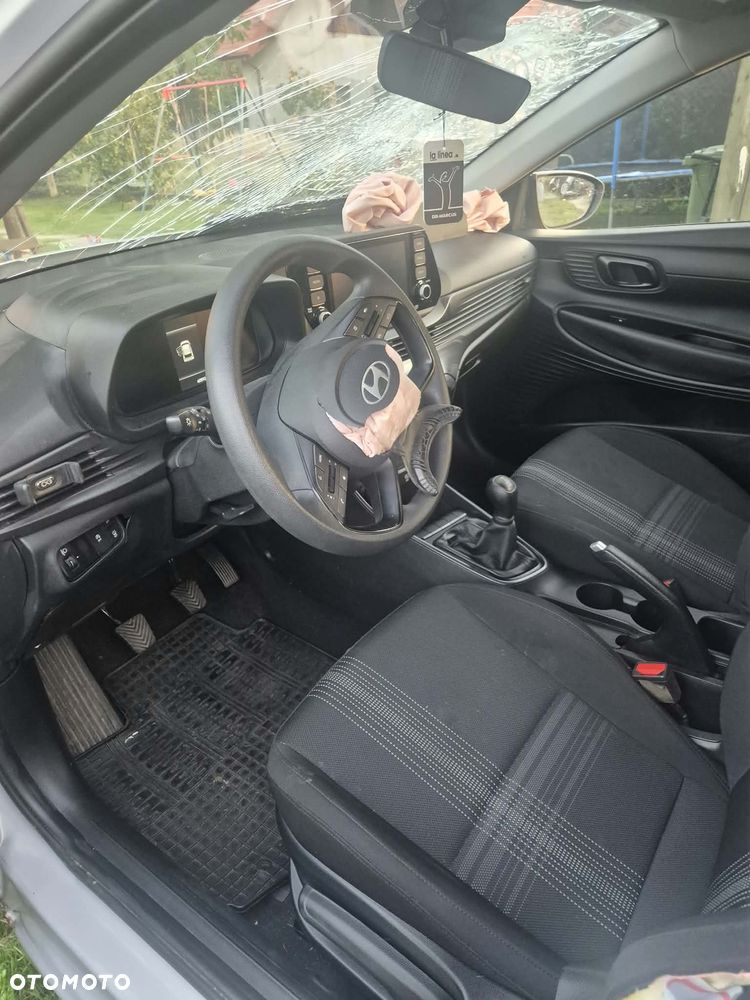 Hyundai i20 - 13