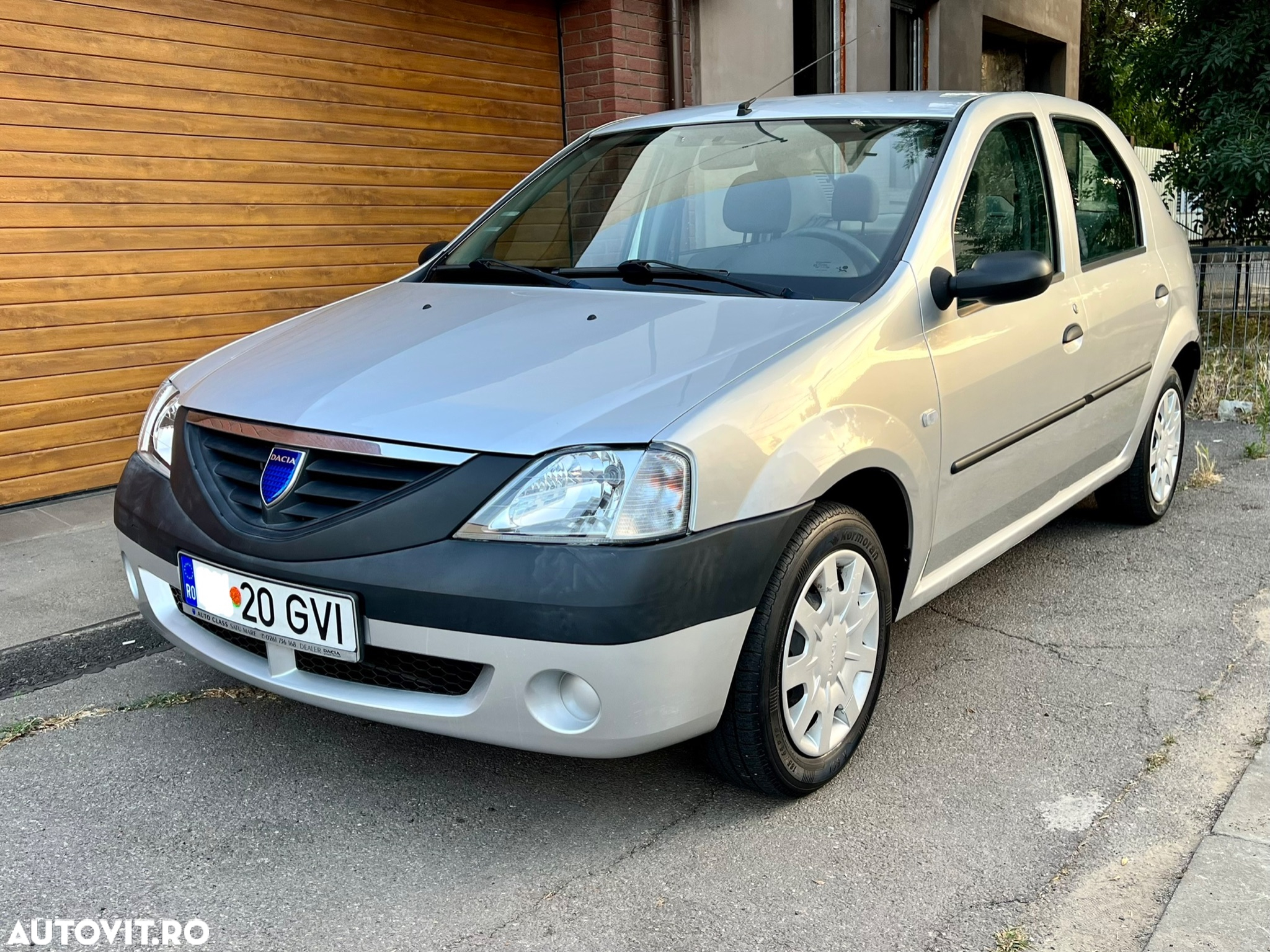 Dacia Logan - 2
