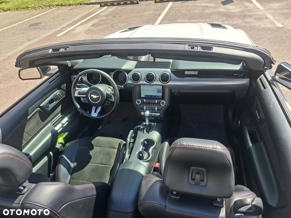 Ford Mustang - 15