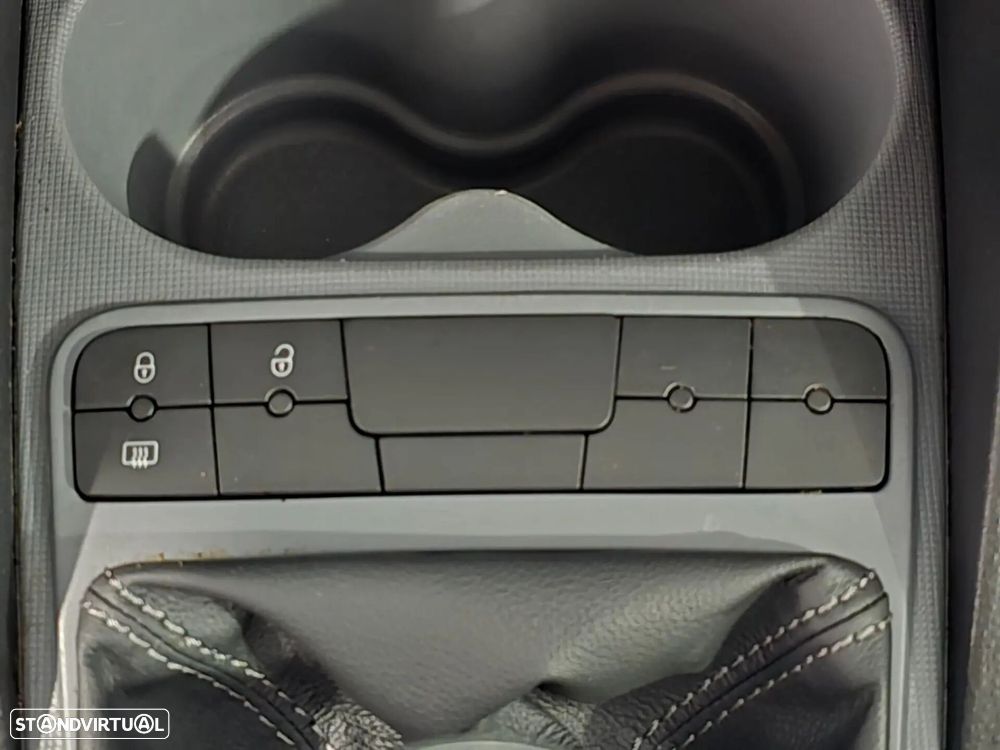 SEAT Ibiza 1.2 12V Reference - 11