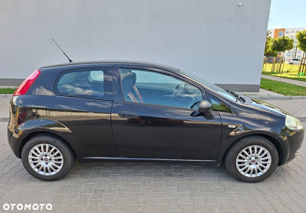 Fiat Grande Punto - 8