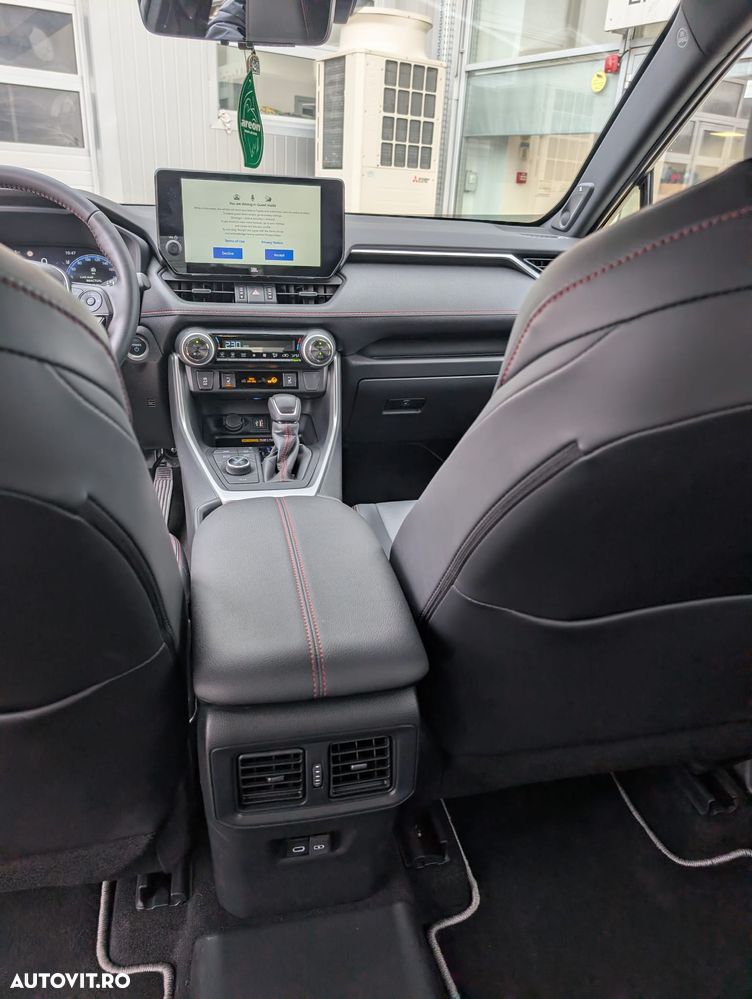 Toyota RAV4 2.5 PHEV VVT-iE 4x4 Style Bi-Tone - 21