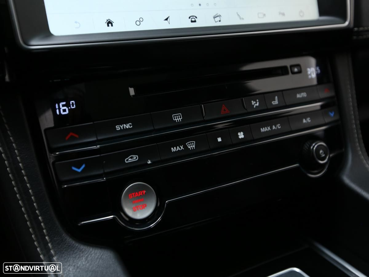 Jaguar F-Pace - 22