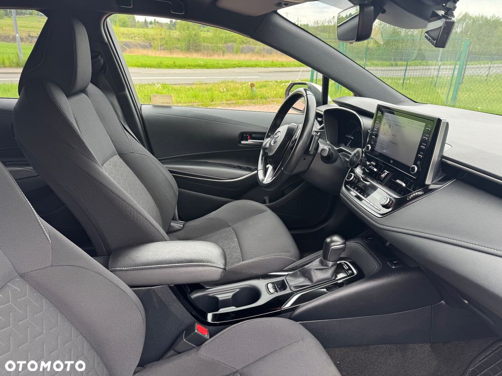 Toyota Corolla 2.0 Hybrid Comfort - 8