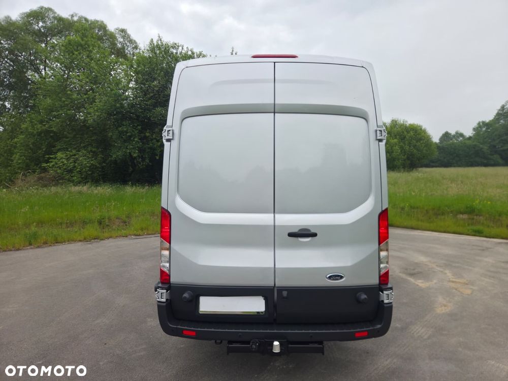 Ford Transit Maxi - 7