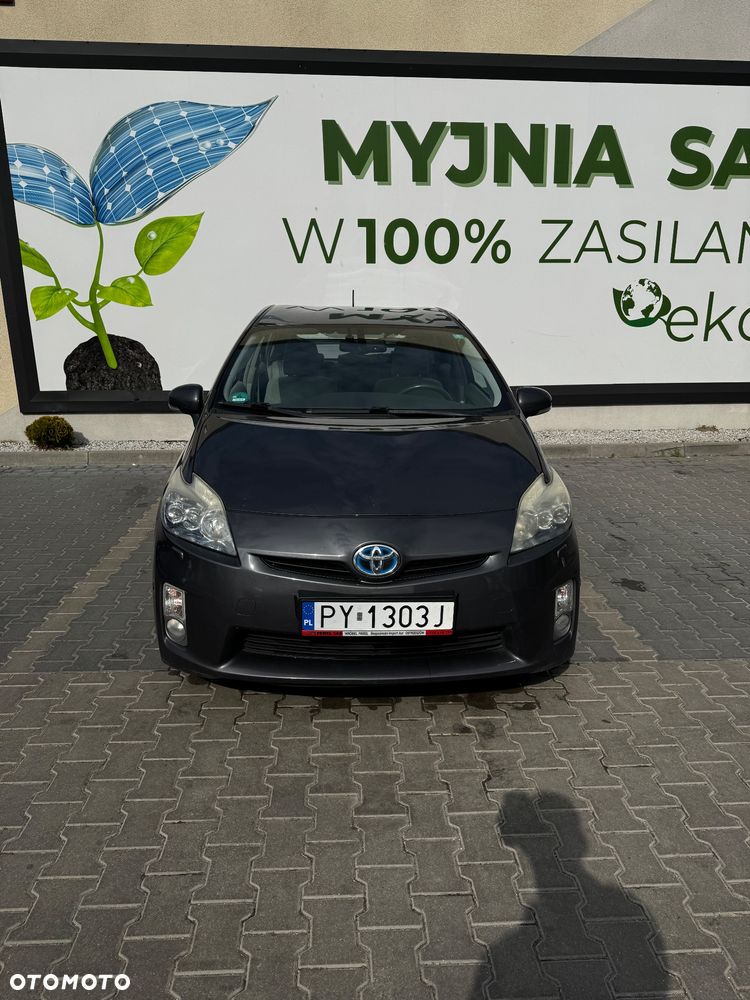 Toyota Prius 1.8 HSD Sol - 2