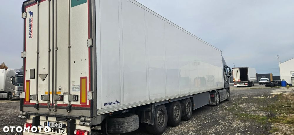 Schmitz Cargobull - 3