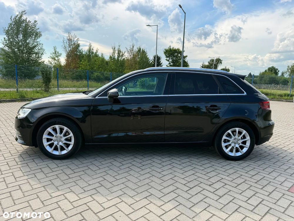 Audi A3 Sportback - 6