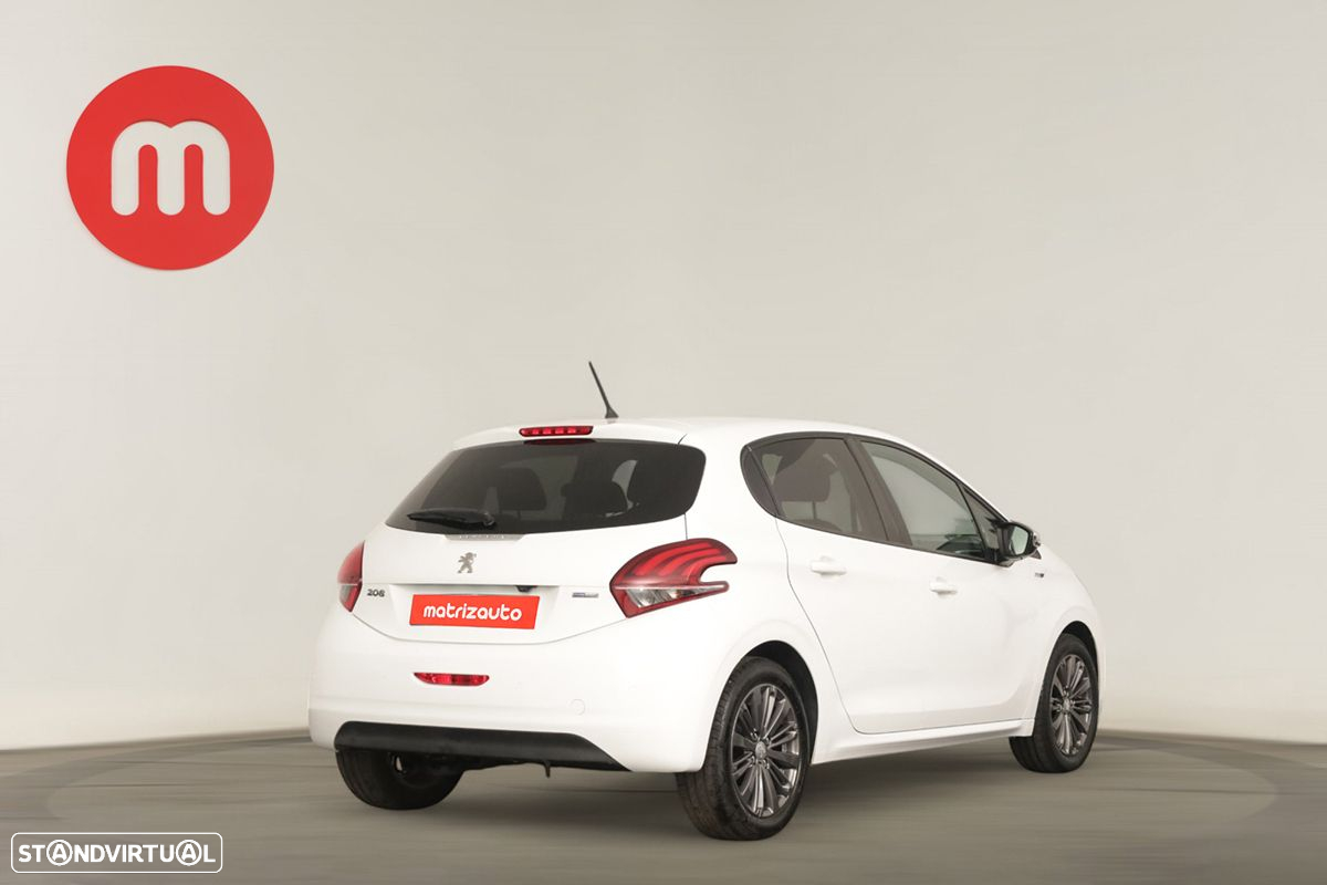 Peugeot 208 1.2 PureTech Style - 4