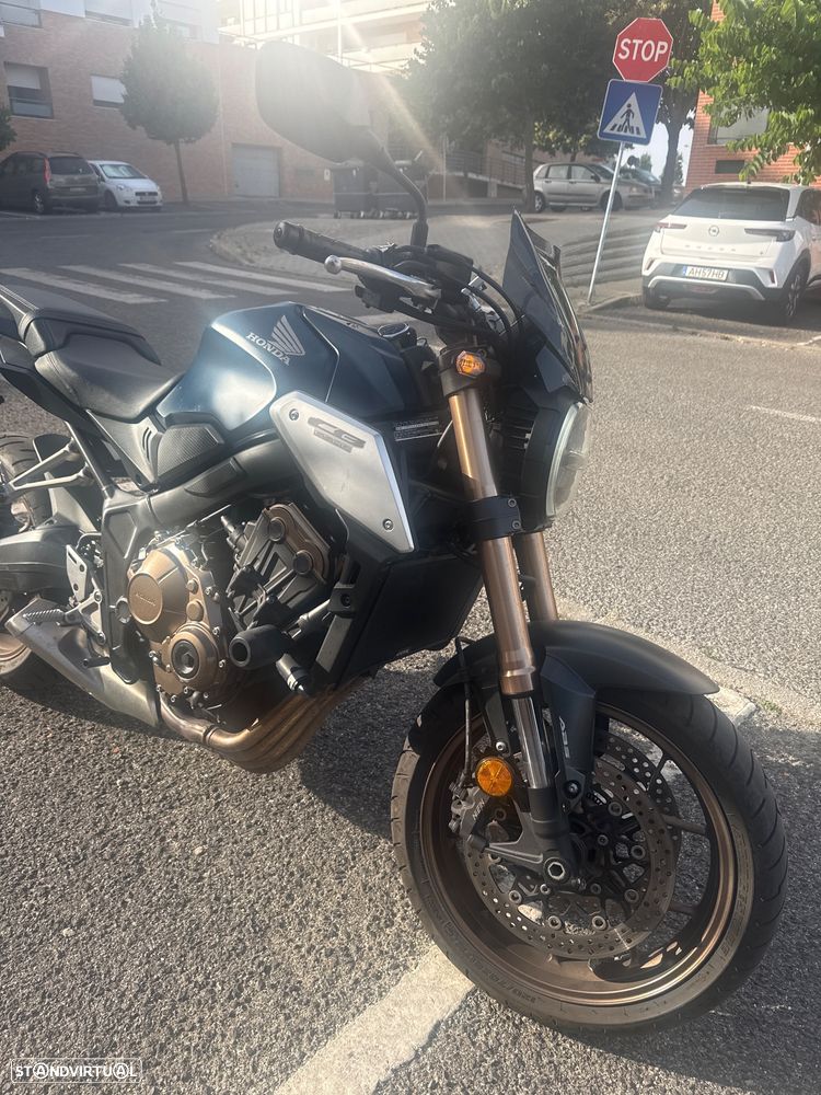 Honda CB RA Neo - 4