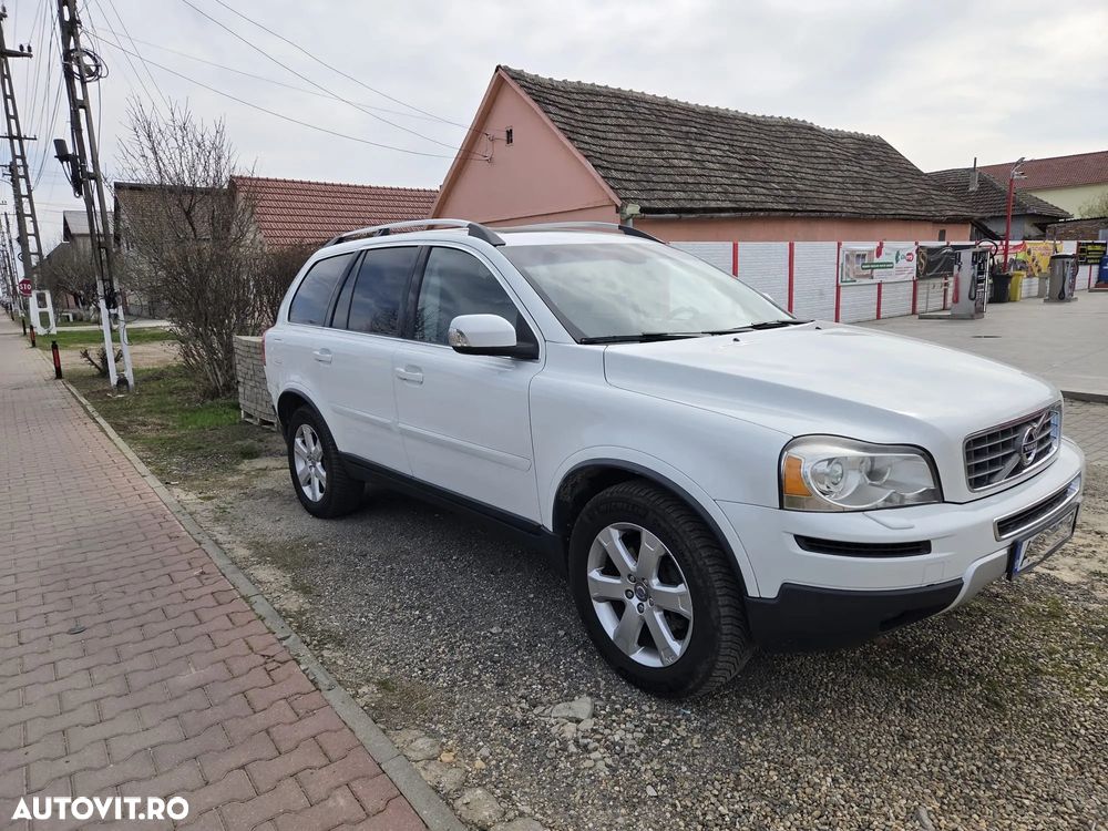 Volvo XC 90 D5 AWD Geartronic Momentum - 2