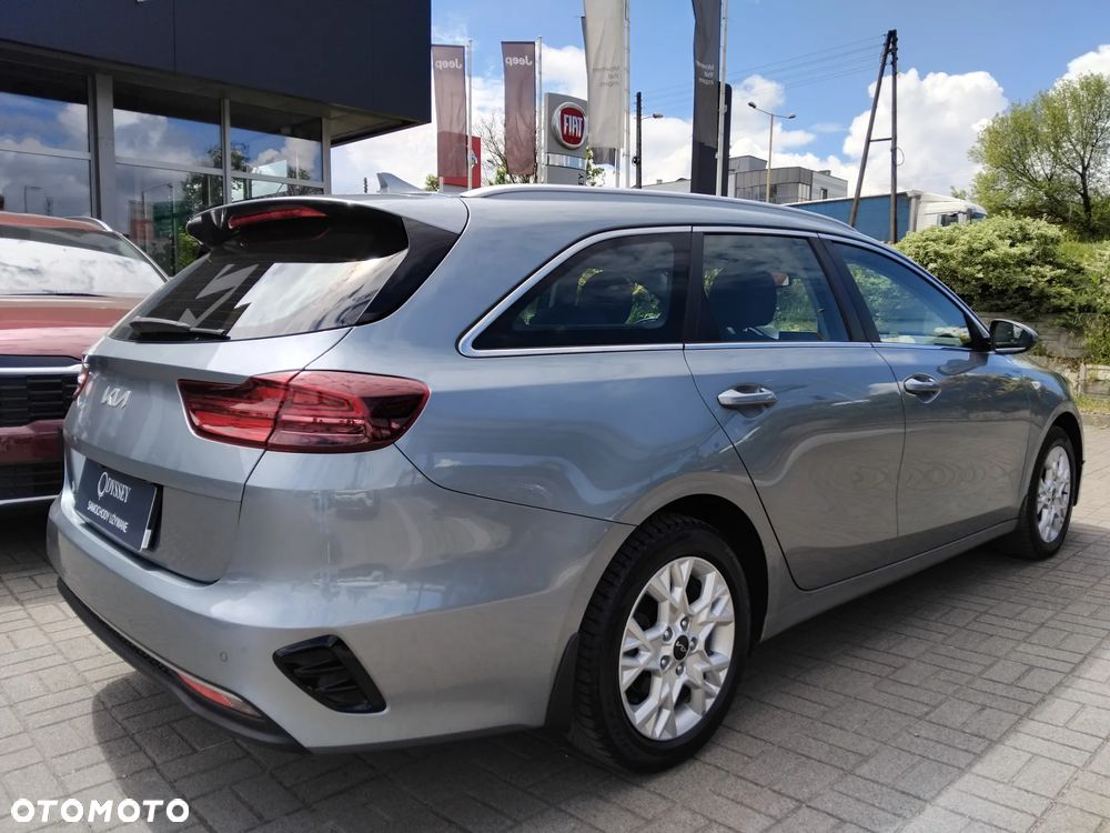 Kia Ceed 1.5 T-GDI M - 3