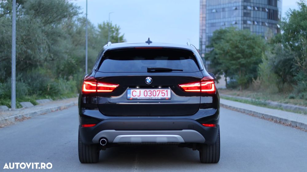 BMW X1 sDrive18d Aut. xLine - 35
