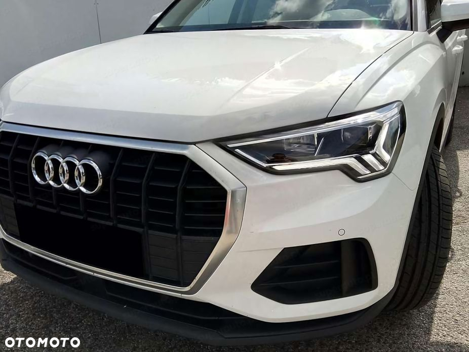 Audi Q3 35 TFSI S tronic - 17