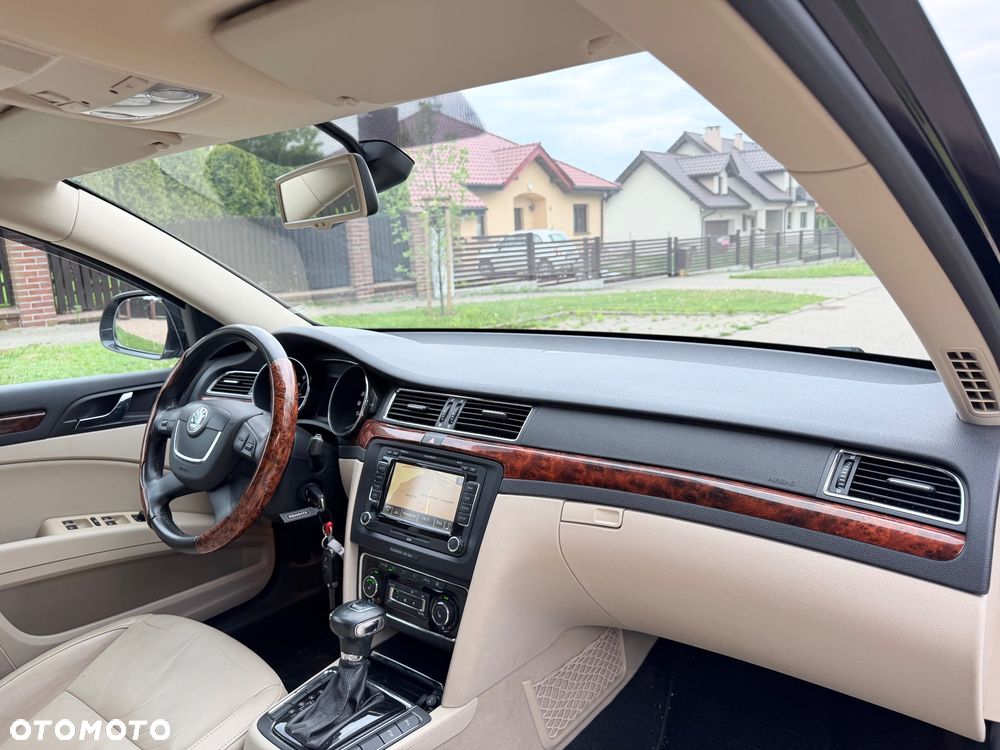 Skoda Superb - 11