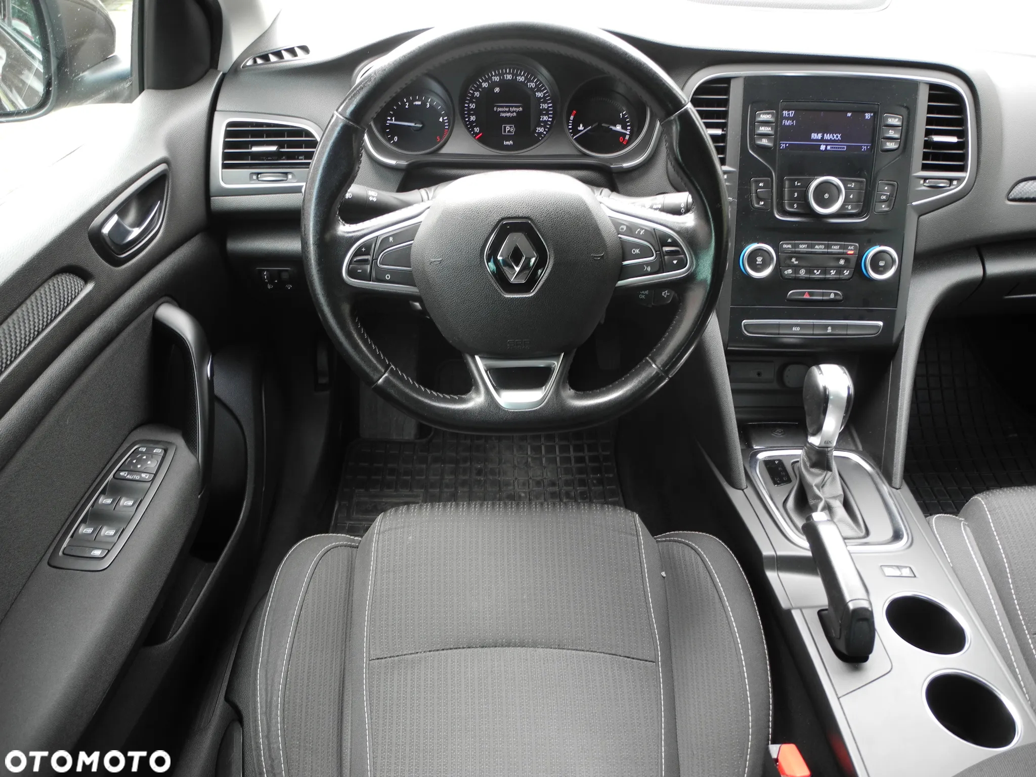 Renault Megane - 7