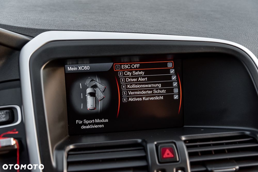 Volvo XC 60 D5 AWD RDesign - 33