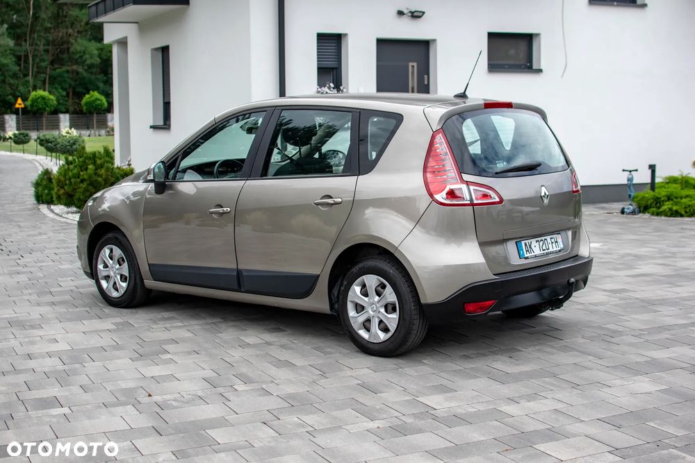 Renault Scenic - 28