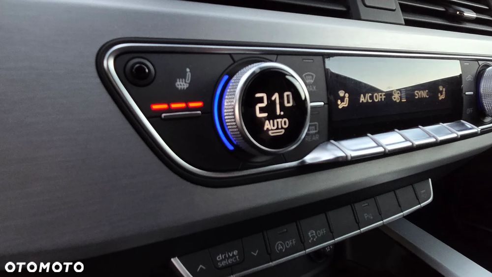 Audi A4 Avant 45 TFSI quattro S tronic - 19