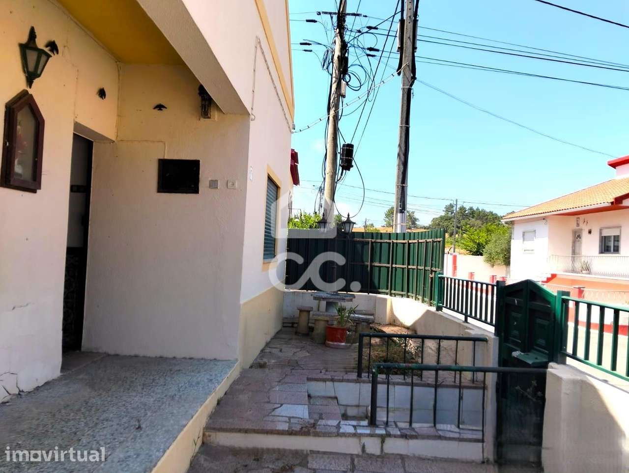 Moradia T3 com Logradouro e Garagem em Cintrão, Bombarral - Excelente - Grande imagem: 2/12