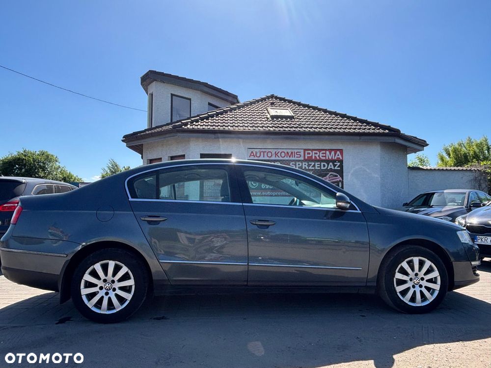 Volkswagen Passat 1.9 TDI Comfortline - 2