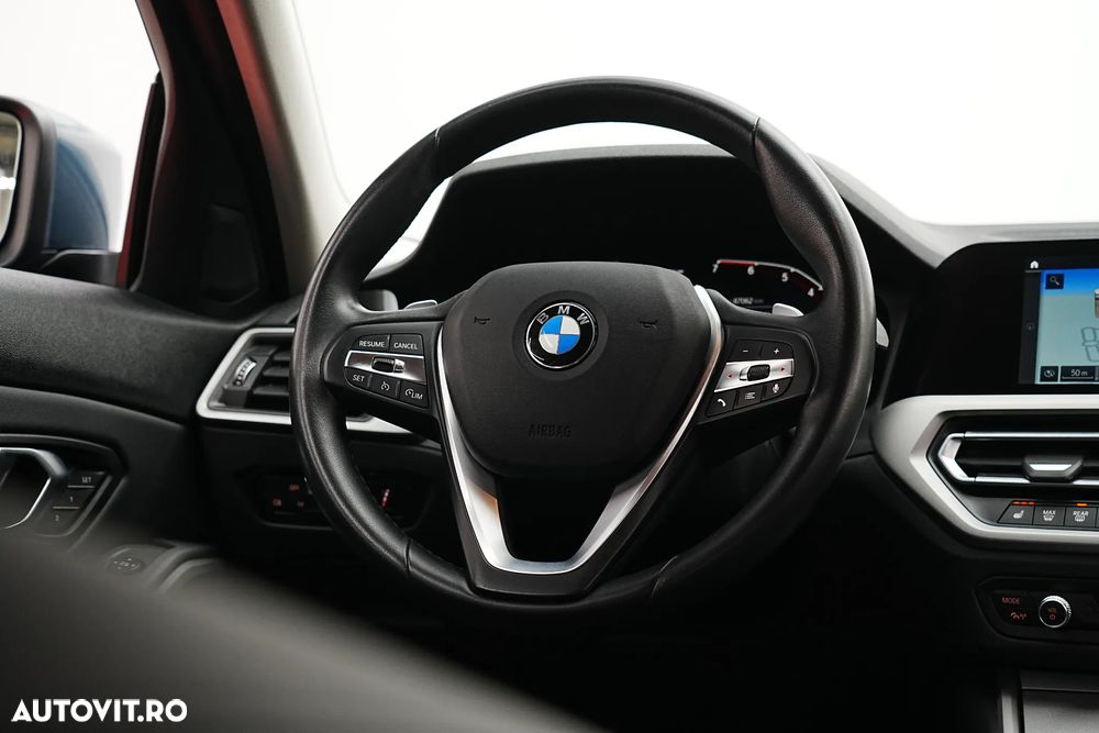 BMW Seria 3 330e xDrive Aut. Sport Line - 28