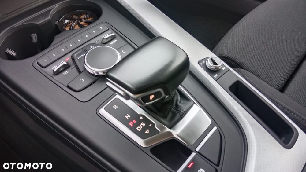 Audi A4 Avant - 9