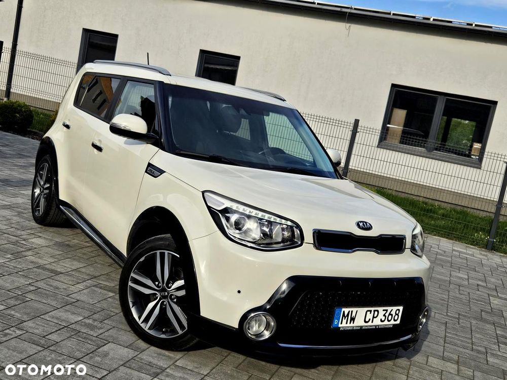 Kia Soul 1.6 CRDI Dream Team Edition - 16
