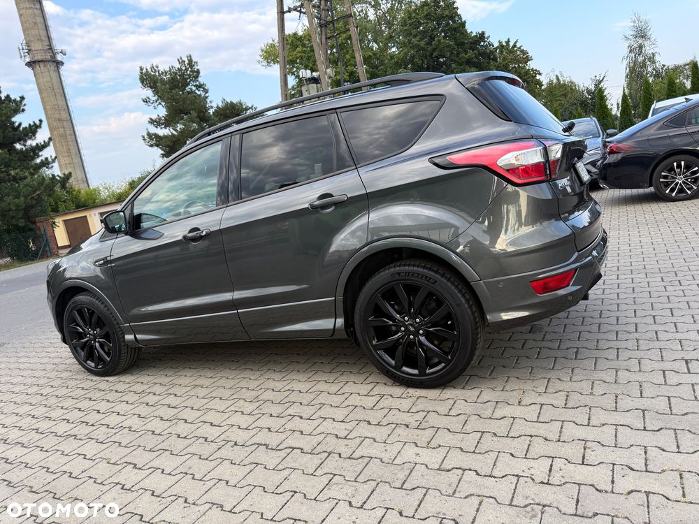 Ford Kuga 2.0 EcoBlue ST-LINE - 38