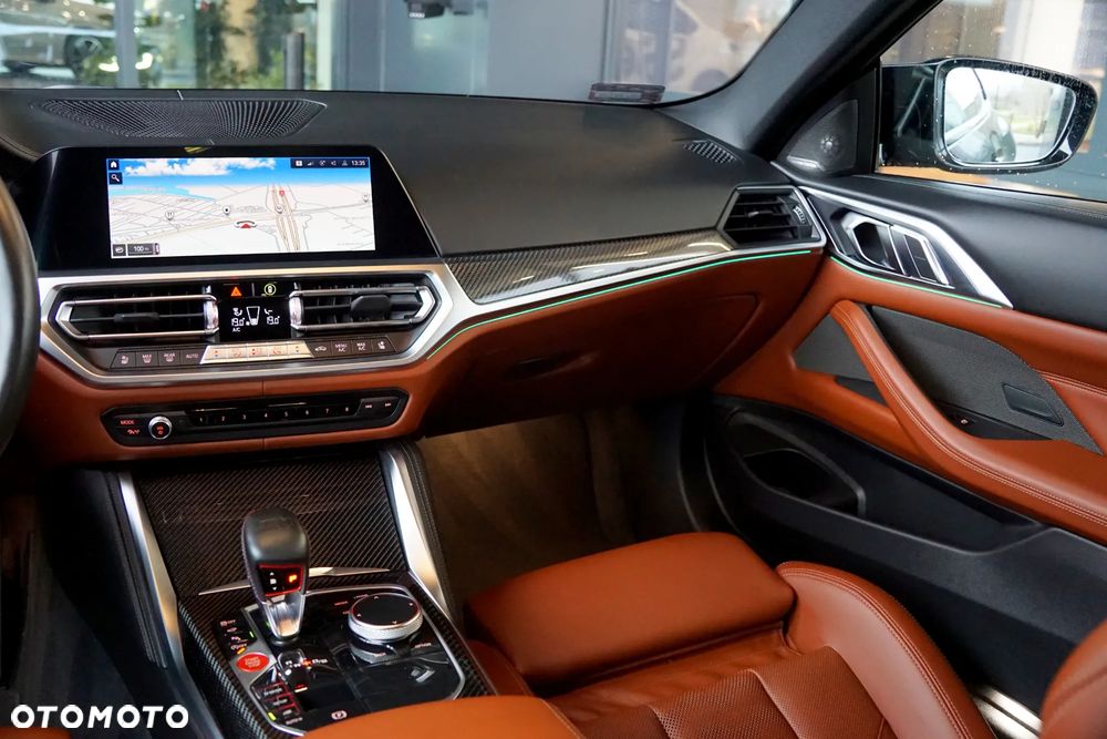 BMW M4 Competition M xDrive - 29