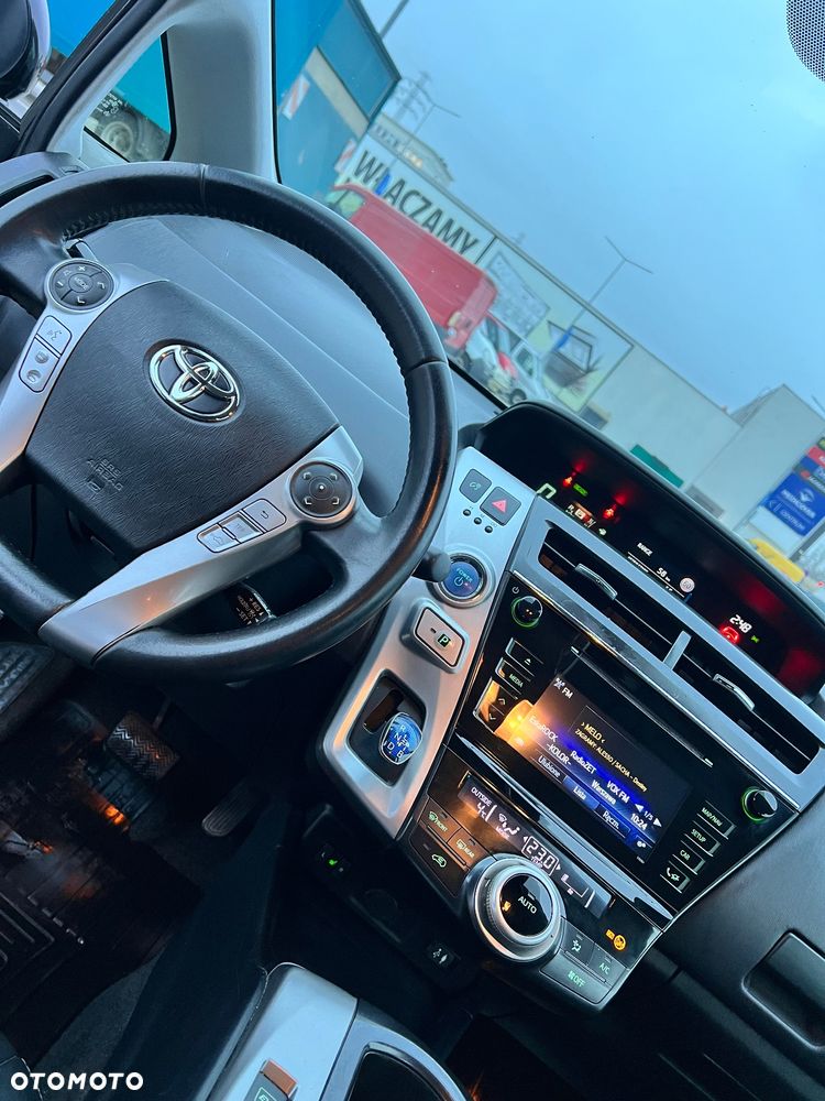 Toyota Prius+ (Hybrid) Comfort - 22