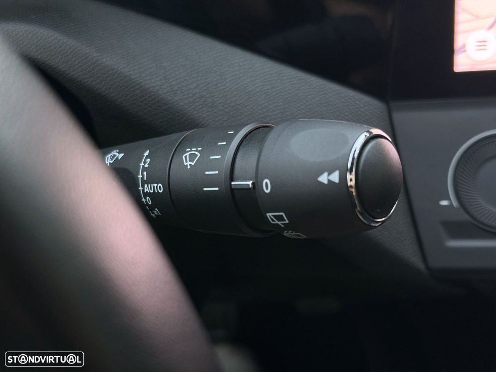 Peugeot 308 SW 1.6 Hybrid Active Pack e-EAT8 - 33