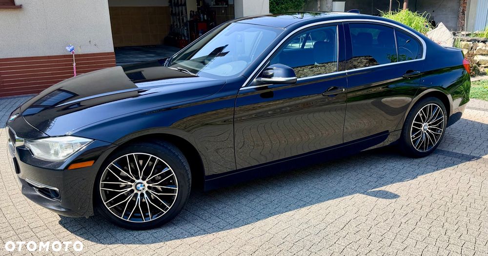 BMW Seria 3 328i xDrive Luxury Line - 10