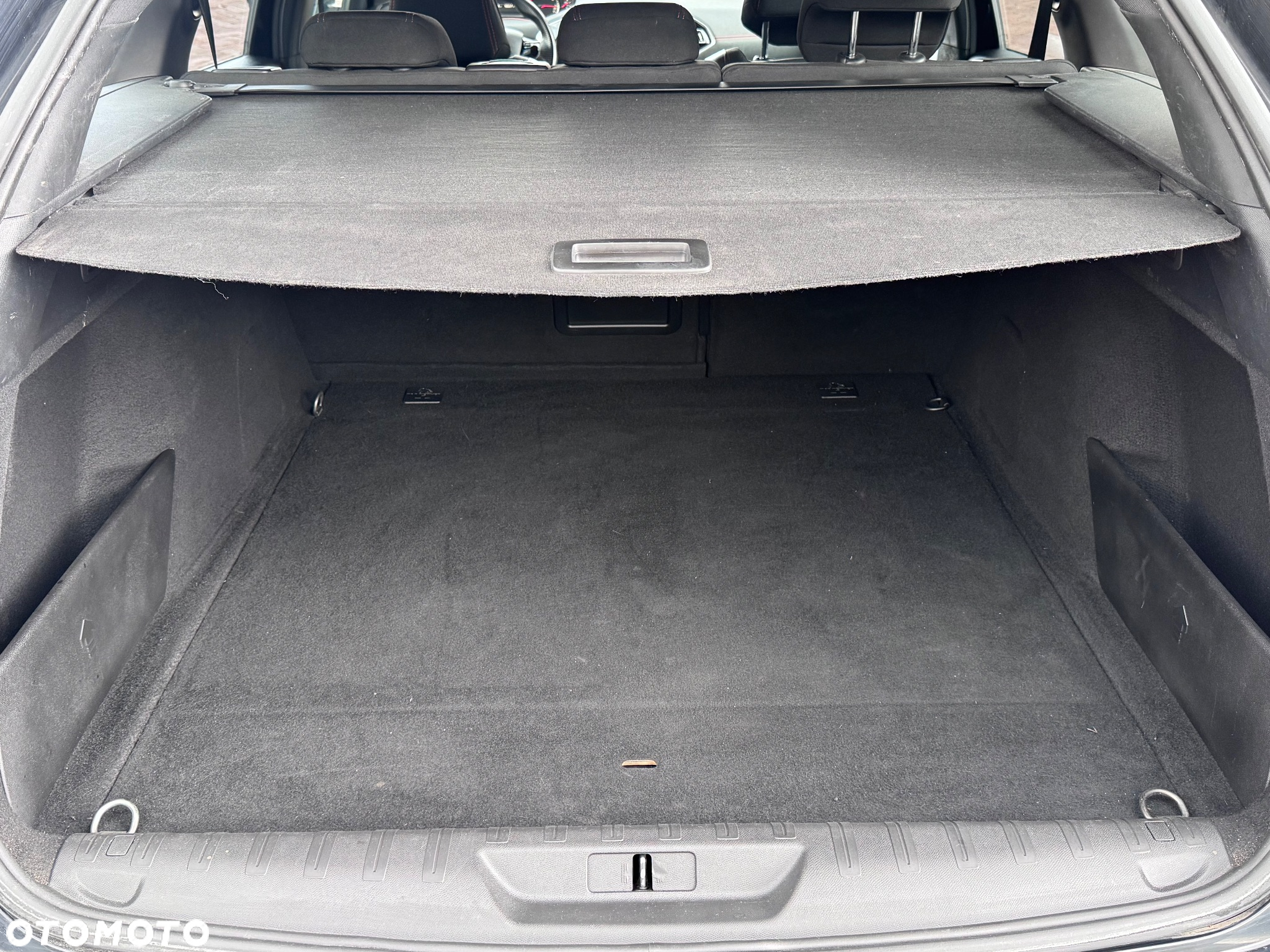 Peugeot 308 1.2 PureTech Allure S&S - 20