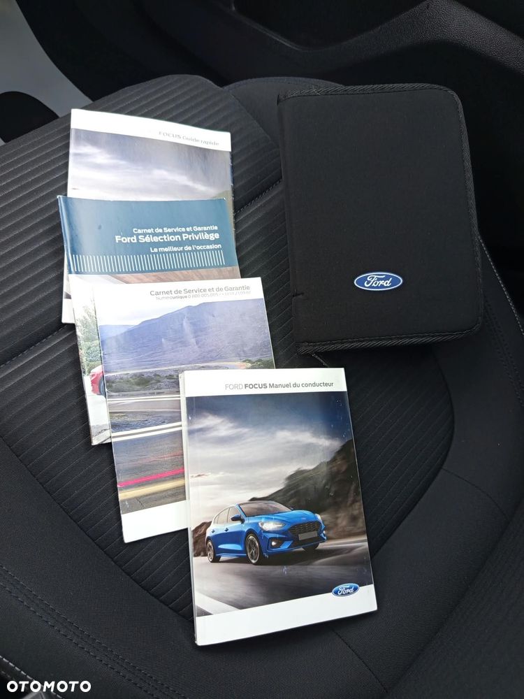 Ford Focus - 35
