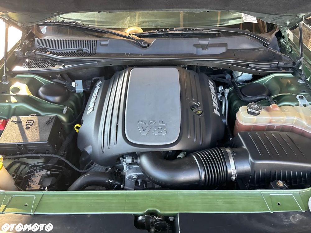 Dodge Challenger 5.7 R/T - 13