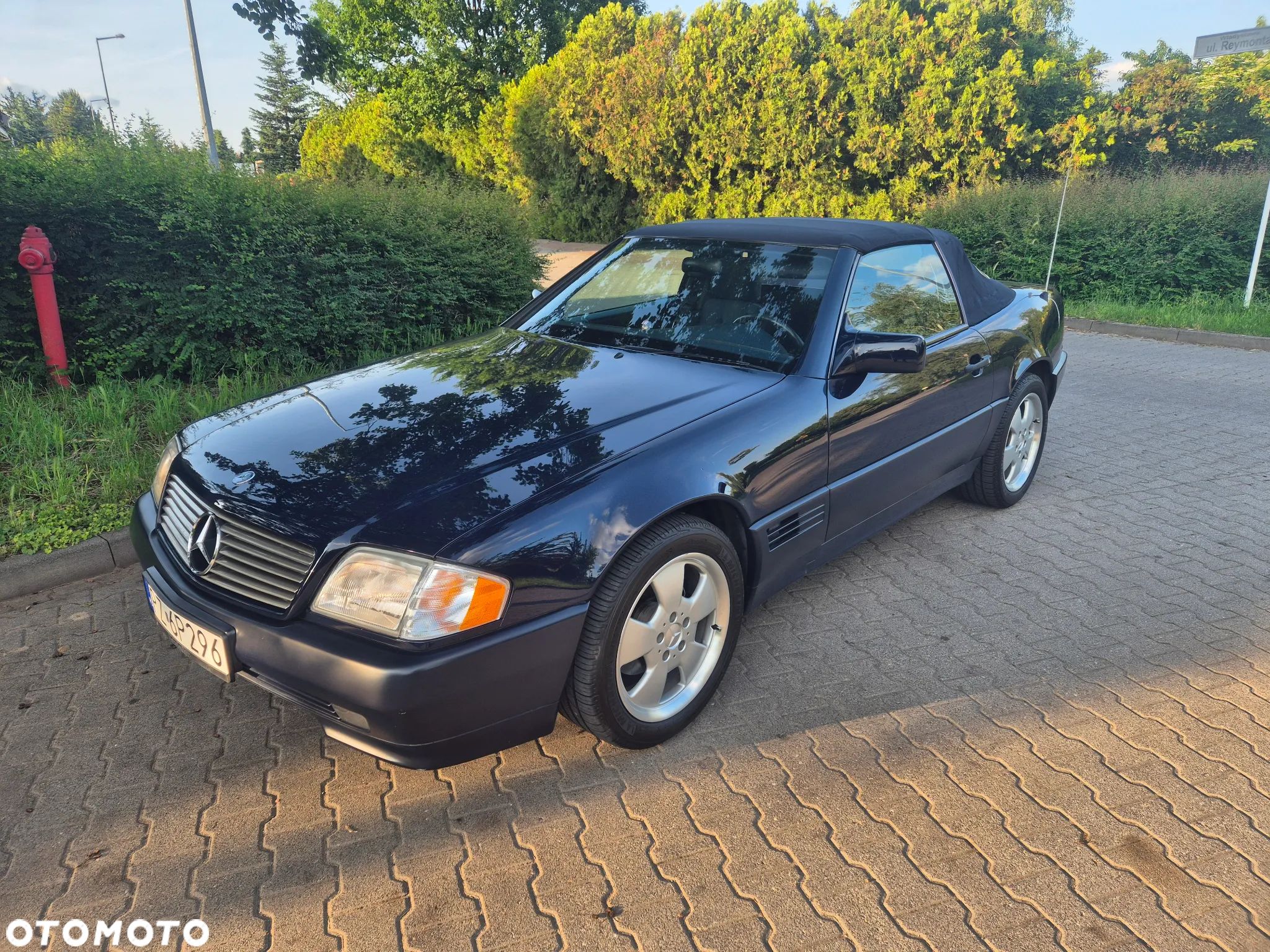 Mercedes-Benz SL - 1