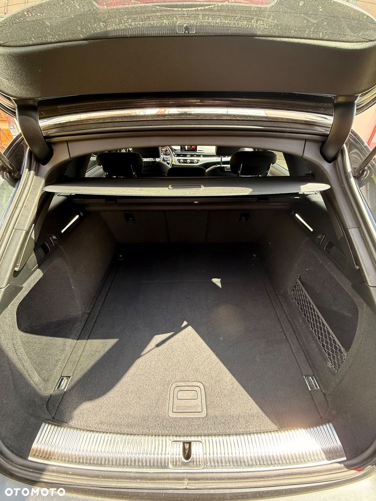 Audi A4 Avant 2.0 TDI S tronic - 13