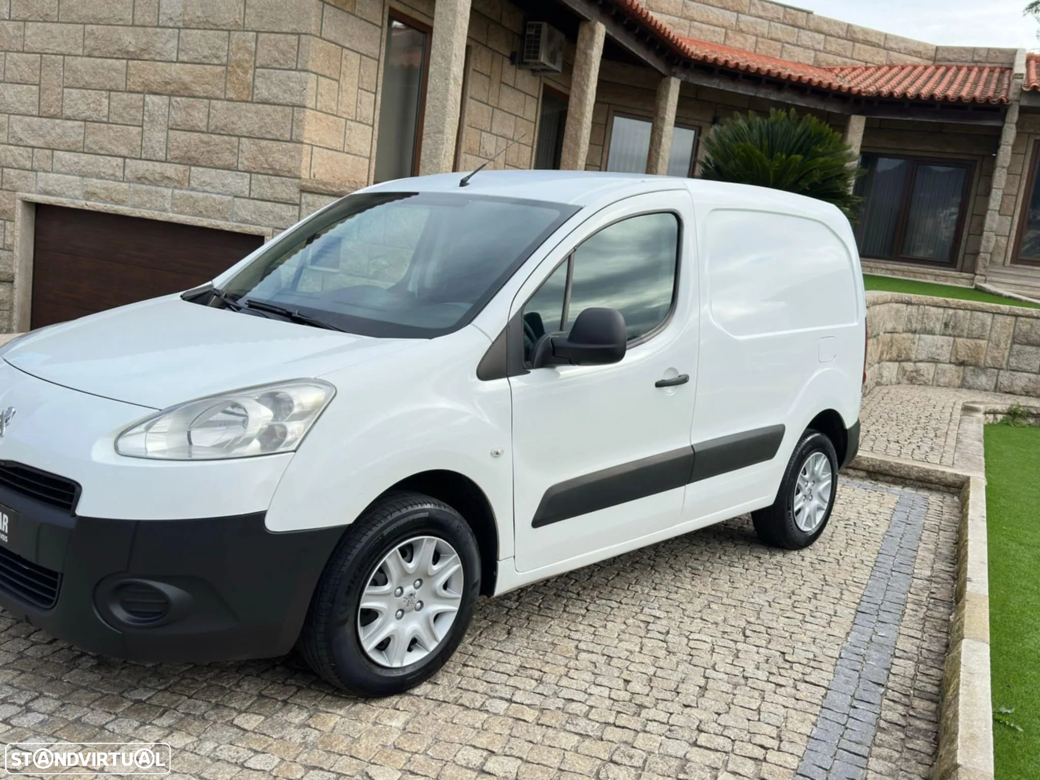Peugeot PARTNER 1.6 HDi IVA DEDUTÍVEL - 3