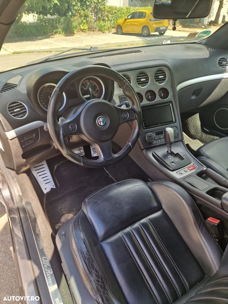 Alfa Romeo Brera - 12