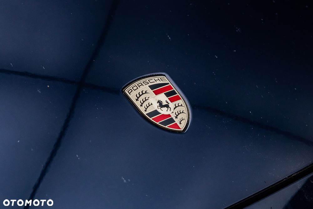 Porsche Cayenne - 40