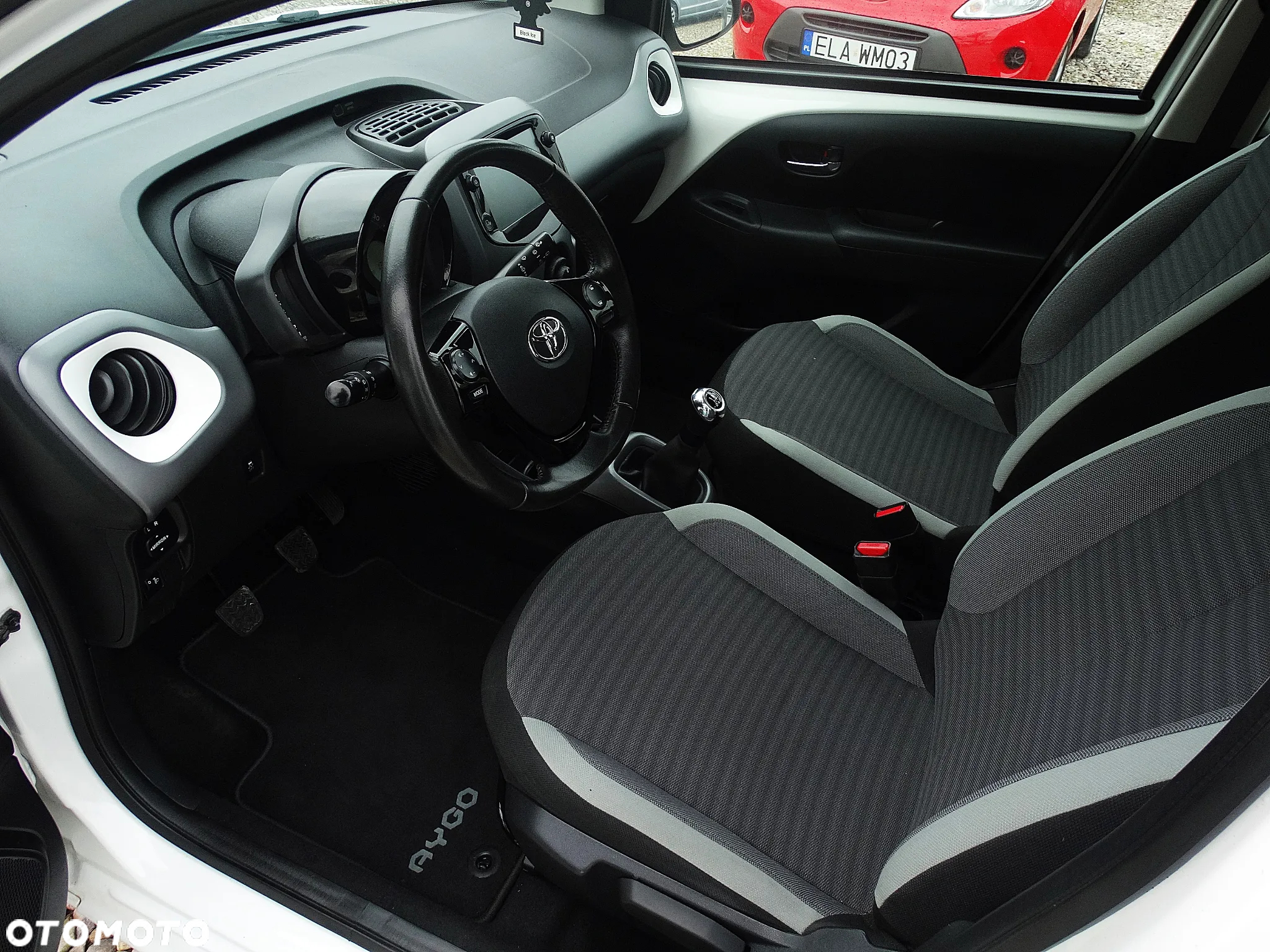 Toyota Aygo X 1.0 VVT-i Executive - 15