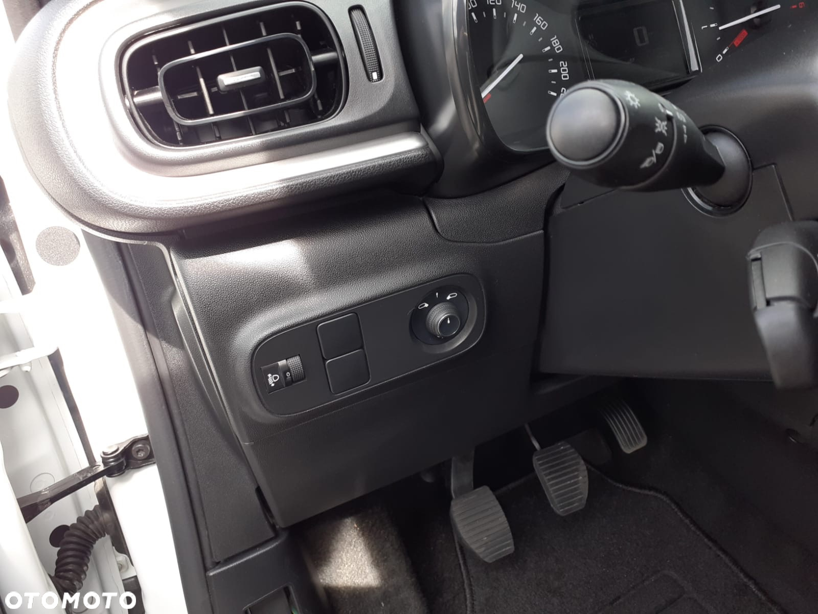 Citroën C3 1.2 PureTech Plus - 16