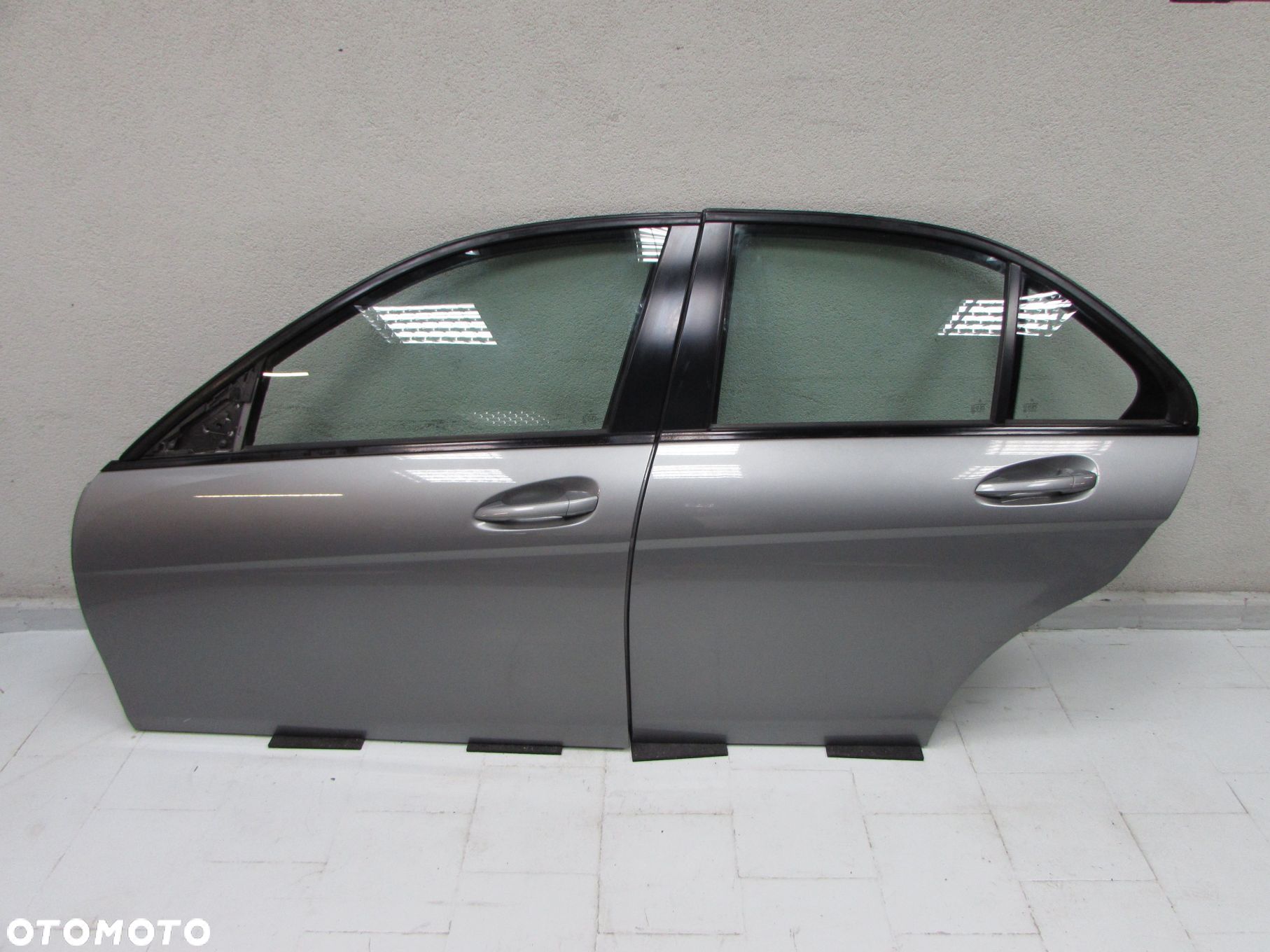 MERCEDES C KLASA W204 SEDAN LIFT FL 07-14 DRZWI TYL LEWE KPL 792 DO ZALOZENIA - 1
