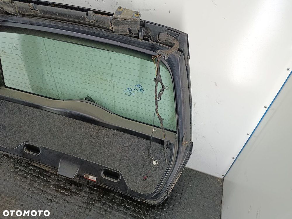KLAPA BAGAŻNIKA BMW 3 E46 FL 668/9 KOMBI - 10