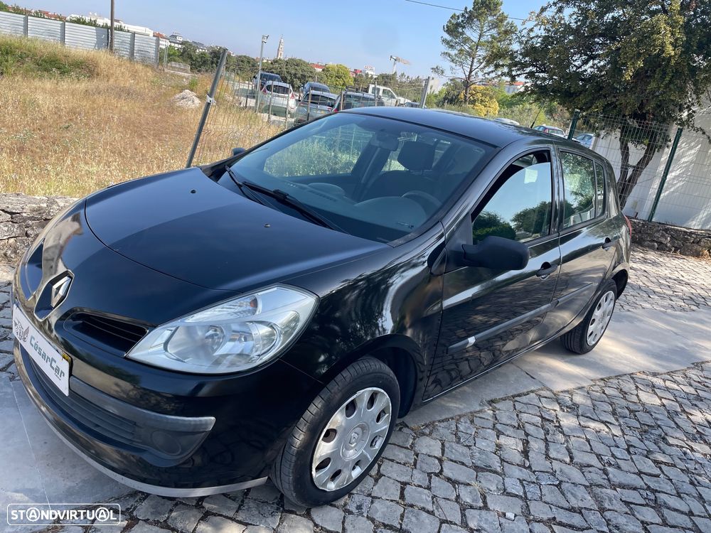 Renault Clio 1.2 16V Confort - 5