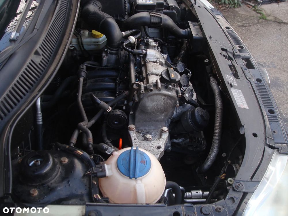 Volkswagen Polo 1.2 Team - 31