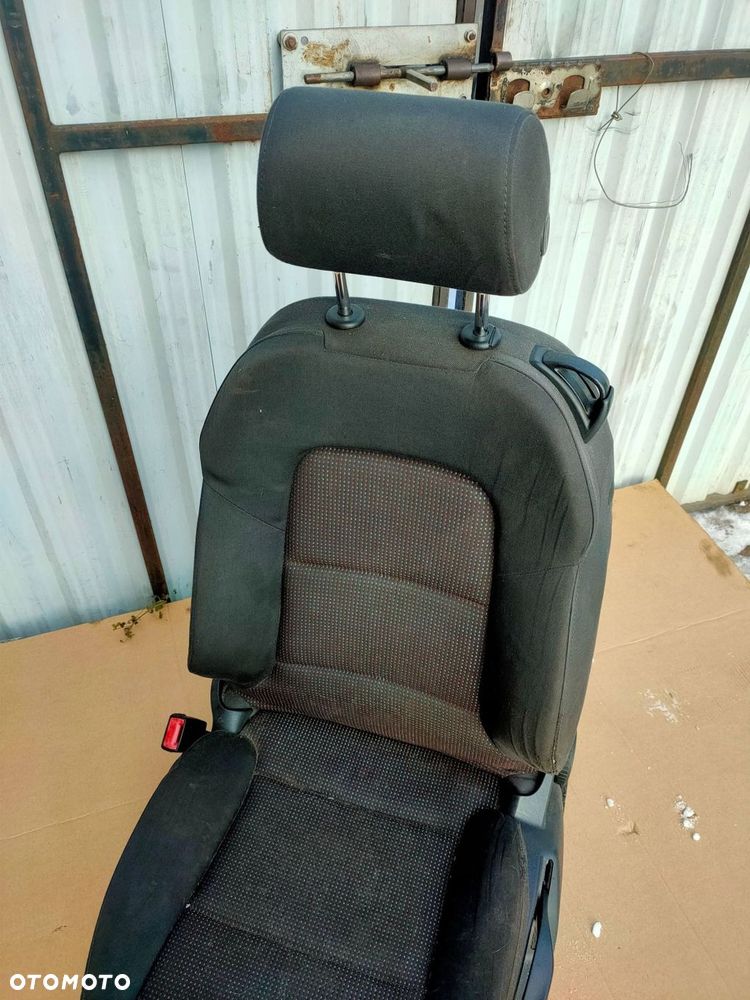 fotel kierowcy lewy audi a3 8p 3drzwi - 2