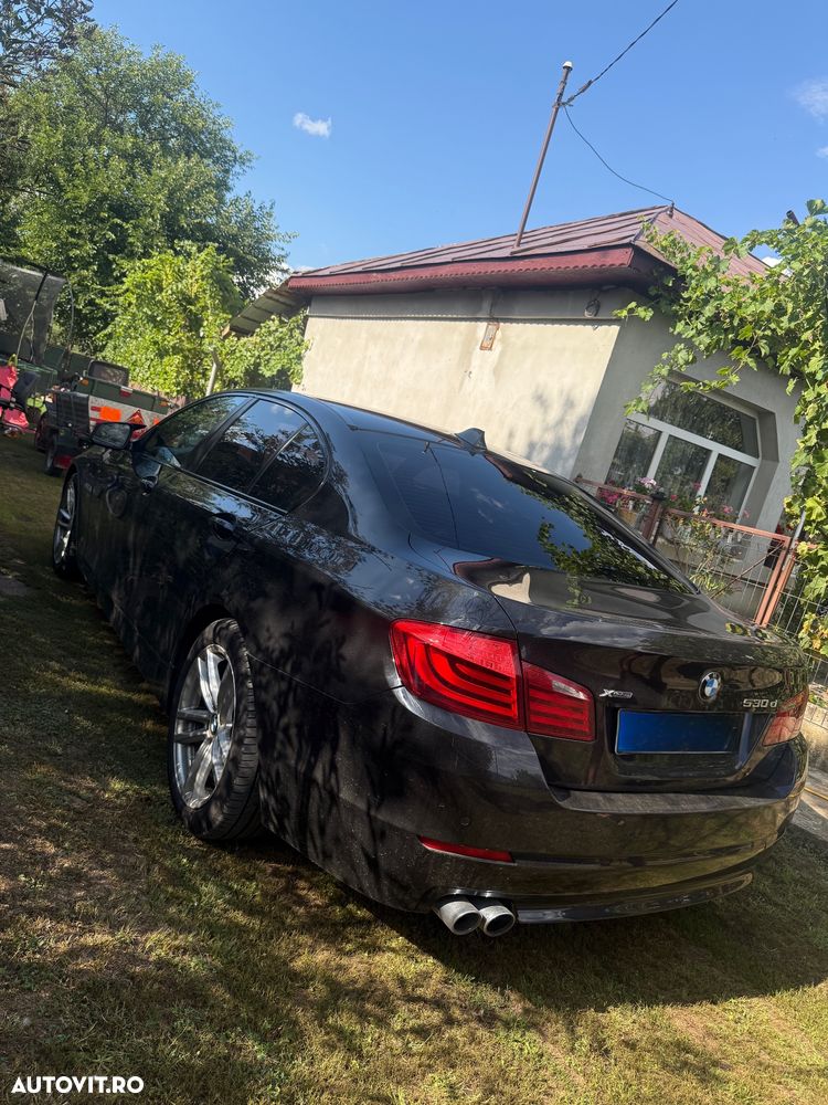 BMW Seria 5 530d xDrive - 4